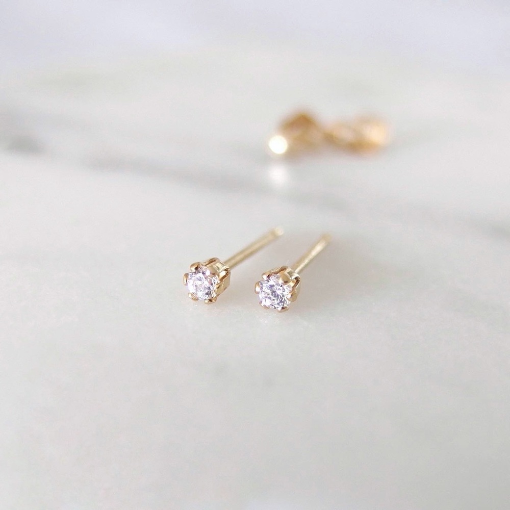 New 2mm cubic zirconia 14k GF stud earrings